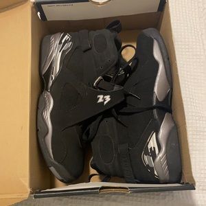 Air Jordan 8 size 6.5 KIDS so women’s 8